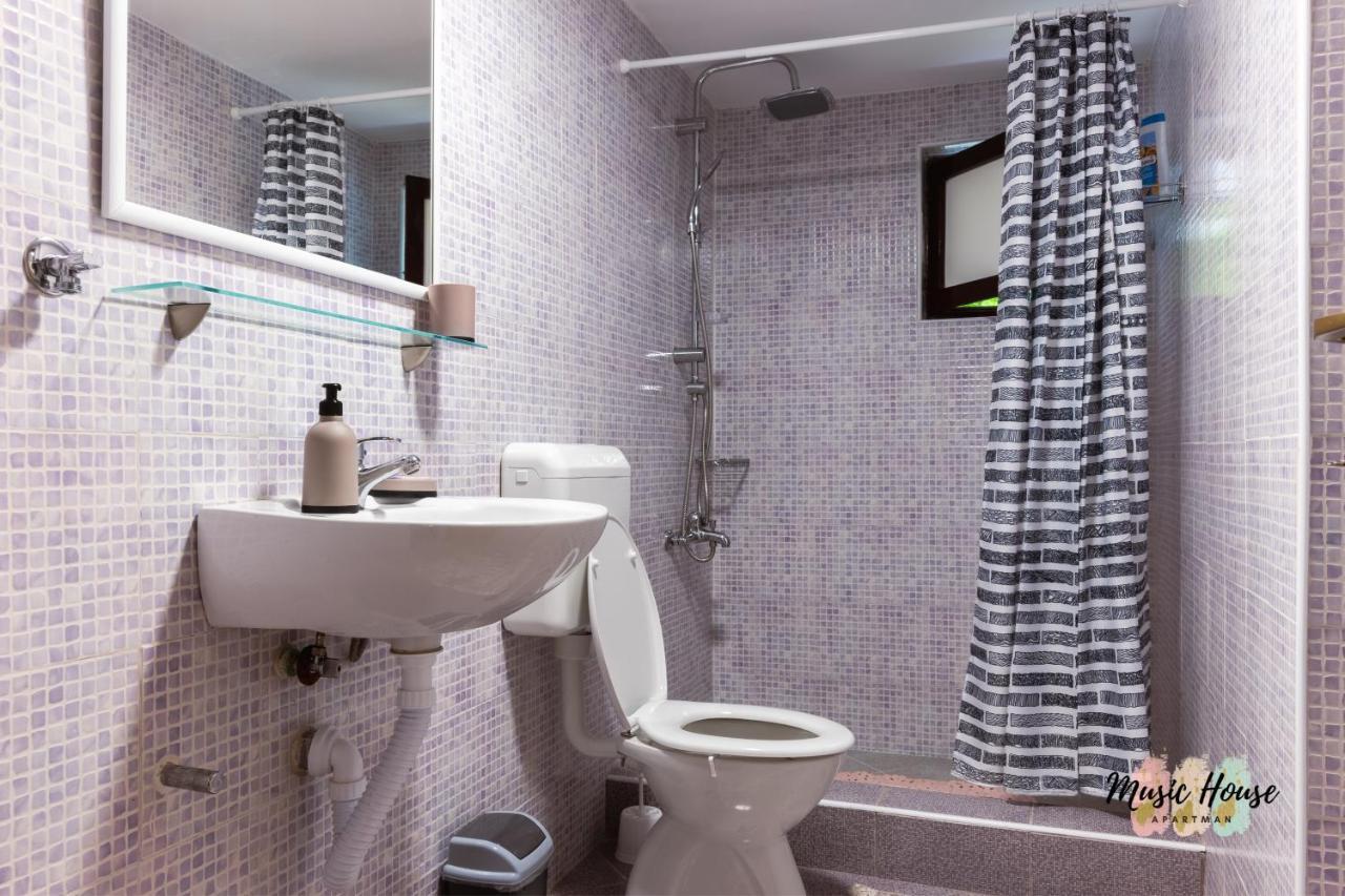 Music House Apartment Τούζλα Εξωτερικό φωτογραφία